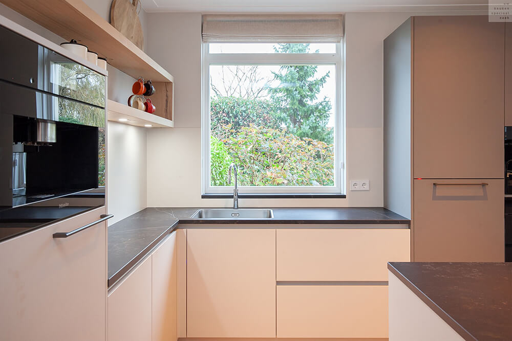 03_Keuken_Eiland_Wit_Lans